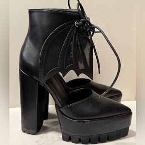 Widow Goth Bat Wing Platform Heels